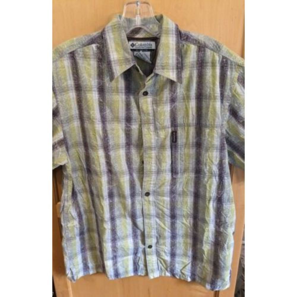 Columbia Men's Button Down Plaid  short Sleeve‎ Size Medium casual